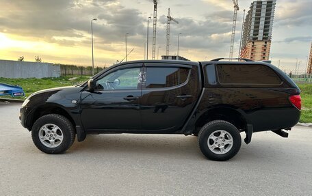 Mitsubishi L200 IV рестайлинг, 2014 год, 1 050 000 рублей, 6 фотография