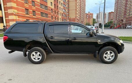 Mitsubishi L200 IV рестайлинг, 2014 год, 1 050 000 рублей, 7 фотография