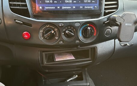 Mitsubishi L200 IV рестайлинг, 2014 год, 1 050 000 рублей, 20 фотография