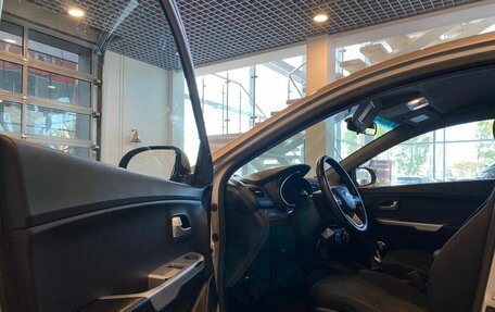 KIA Rio III рестайлинг, 2015 год, 815 000 рублей, 21 фотография