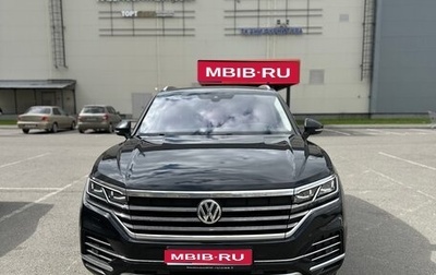 Volkswagen Touareg III, 2020 год, 5 600 000 рублей, 1 фотография