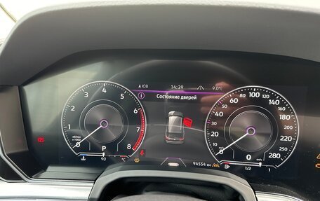 Volkswagen Touareg III, 2020 год, 5 600 000 рублей, 16 фотография