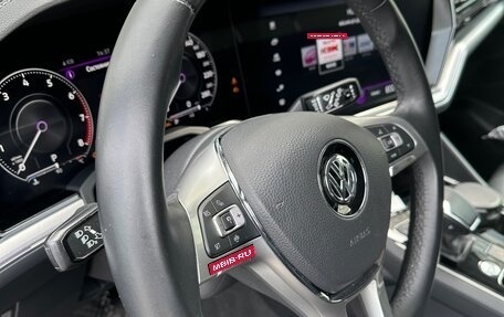 Volkswagen Touareg III, 2020 год, 5 600 000 рублей, 11 фотография