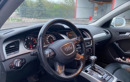 Audi A4, 2013 год, 1 370 000 рублей, 6 фотография