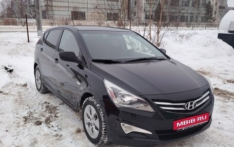 Hyundai Solaris II рестайлинг, 2014 год, 935 000 рублей, 2 фотография