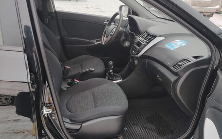 Hyundai Solaris II рестайлинг, 2014 год, 935 000 рублей, 11 фотография
