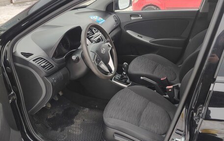 Hyundai Solaris II рестайлинг, 2014 год, 935 000 рублей, 13 фотография