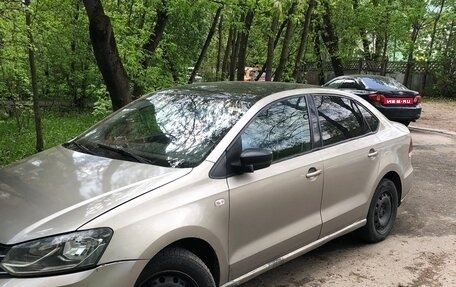 Volkswagen Polo VI (EU Market), 2016 год, 700 000 рублей, 3 фотография