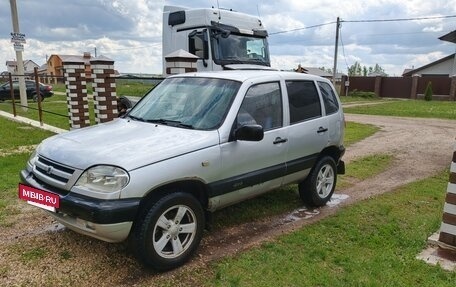 Chevrolet Niva I рестайлинг, 2004 год, 300 000 рублей, 5 фотография