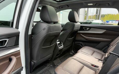 Chery Tiggo 8 Pro, 2022 год, 1 785 000 рублей, 13 фотография