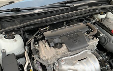 Toyota Camry, 2019 год, 2 600 000 рублей, 4 фотография