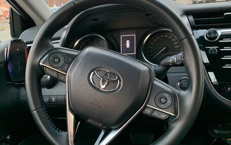 Toyota Camry, 2019 год, 2 600 000 рублей, 11 фотография