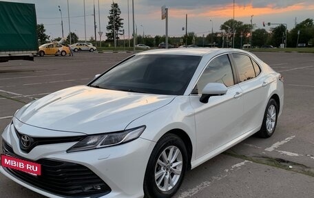 Toyota Camry, 2019 год, 2 600 000 рублей, 18 фотография
