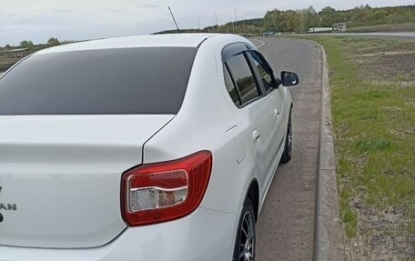 Renault Logan II, 2017 год, 900 000 рублей, 1 фотография