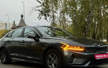 KIA K5, 2021 год, 1 750 000 рублей, 19 фотография