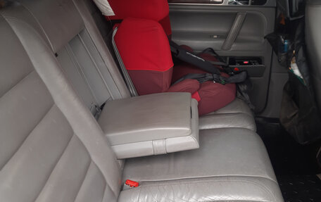Volkswagen Touareg III, 2003 год, 690 000 рублей, 3 фотография