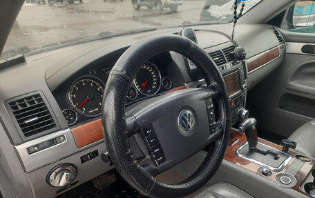 Volkswagen Touareg III, 2003 год, 690 000 рублей, 12 фотография