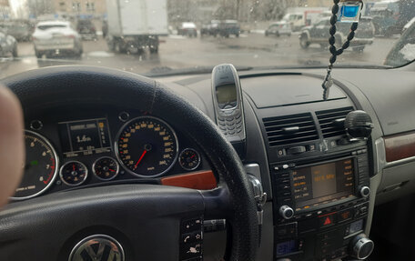Volkswagen Touareg III, 2003 год, 690 000 рублей, 11 фотография