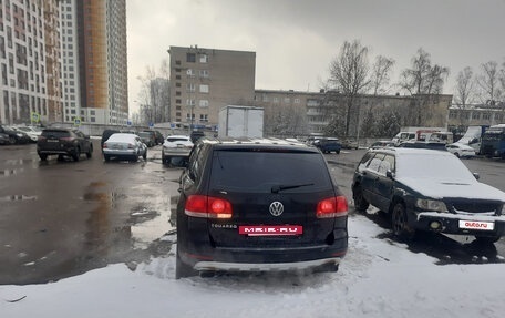 Volkswagen Touareg III, 2003 год, 690 000 рублей, 10 фотография
