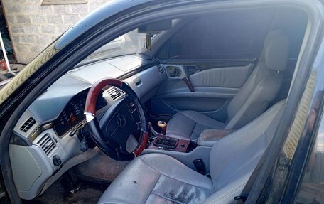 Mercedes-Benz E-Класс, 1997 год, 320 000 рублей, 4 фотография