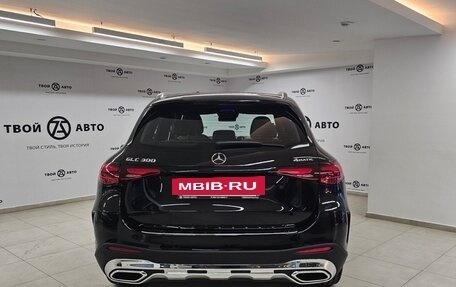 Mercedes-Benz GLC, 2024 год, 9 500 000 рублей, 3 фотография