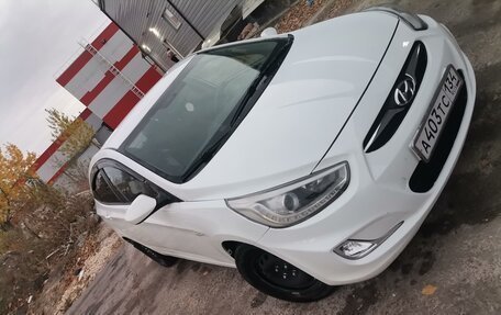 Hyundai Solaris II рестайлинг, 2013 год, 600 000 рублей, 6 фотография