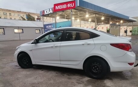 Hyundai Solaris II рестайлинг, 2013 год, 600 000 рублей, 5 фотография