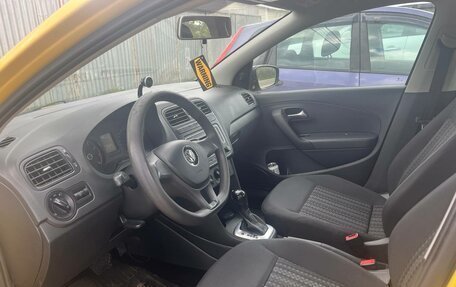 Volkswagen Polo VI (EU Market), 2019 год, 695 000 рублей, 3 фотография