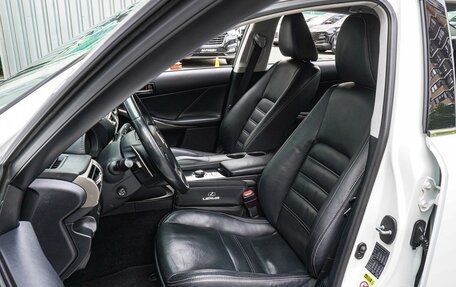 Lexus IS III, 2013 год, 2 560 000 рублей, 10 фотография