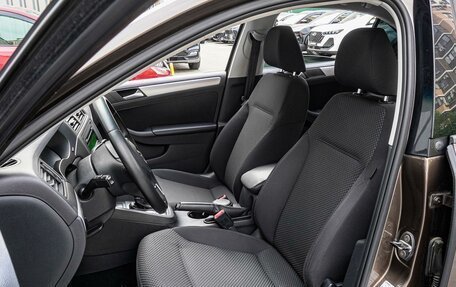 Volkswagen Jetta VI, 2013 год, 1 320 000 рублей, 10 фотография