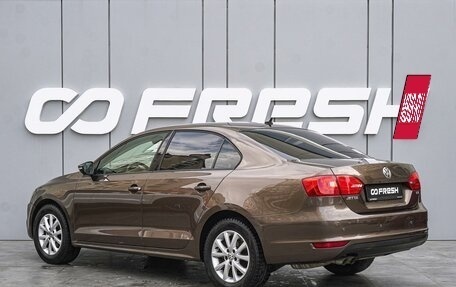 Volkswagen Jetta VI, 2013 год, 1 320 000 рублей, 2 фотография