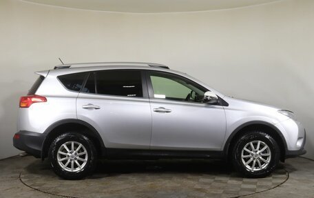 Toyota RAV4, 2014 год, 1 990 000 рублей, 4 фотография