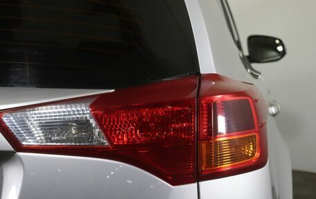 Toyota RAV4, 2014 год, 1 990 000 рублей, 12 фотография
