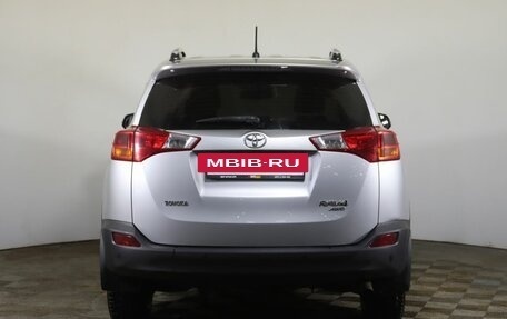 Toyota RAV4, 2014 год, 1 990 000 рублей, 6 фотография