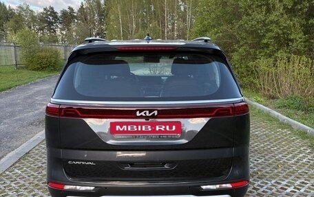 KIA Carnival, 2022 год, 4 900 000 рублей, 5 фотография