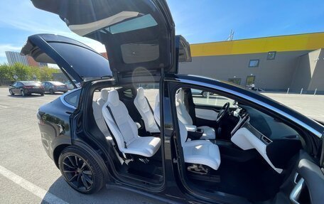 Tesla Model X I, 2017 год, 4 400 000 рублей, 13 фотография