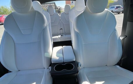 Tesla Model X I, 2017 год, 4 400 000 рублей, 14 фотография