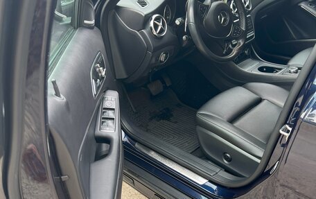 Mercedes-Benz GLA, 2018 год, 2 400 000 рублей, 2 фотография