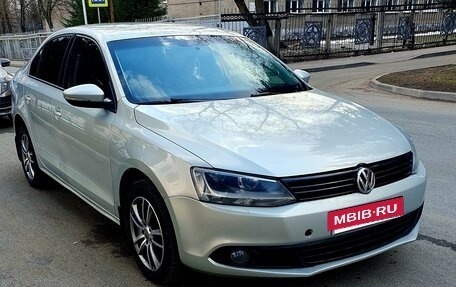Volkswagen Jetta VI, 2014 год, 939 000 рублей, 6 фотография