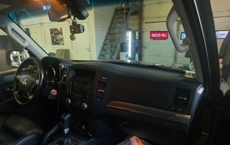 Mitsubishi Pajero IV, 2010 год, 3 500 000 рублей, 12 фотография