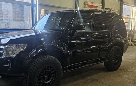 Mitsubishi Pajero IV, 2010 год, 3 500 000 рублей, 30 фотография