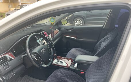 Toyota Camry, 2013 год, 1 800 000 рублей, 6 фотография