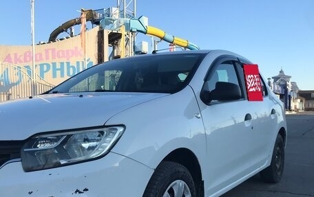 Renault Logan II, 2018 год, 500 000 рублей, 2 фотография