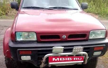 Nissan Terrano II рестайлинг, 1993 год, 250 000 рублей, 7 фотография
