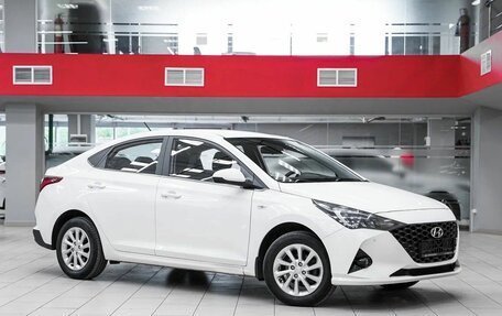 Hyundai Solaris II рестайлинг, 2021 год, 1 499 000 рублей, 2 фотография