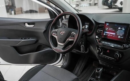 Hyundai Solaris II рестайлинг, 2021 год, 1 499 000 рублей, 6 фотография