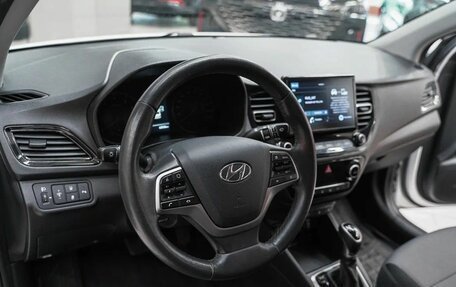 Hyundai Solaris II рестайлинг, 2021 год, 1 499 000 рублей, 11 фотография