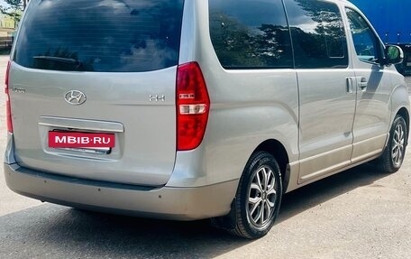 Hyundai H-1 II рестайлинг, 2019 год, 2 850 000 рублей, 5 фотография