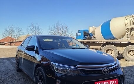 Toyota Camry, 2015 год, 1 850 000 рублей, 3 фотография