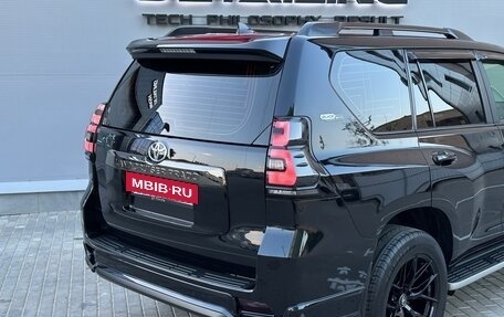 Toyota Land Cruiser Prado 150 рестайлинг 2, 2021 год, 7 100 000 рублей, 4 фотография